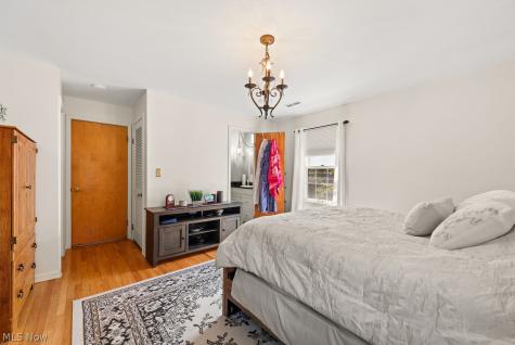 4309 Virginia Drive Fairview Park OH 44126