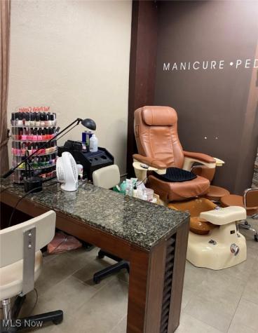 13808 Detroit Avenue Lakewood OH 44107