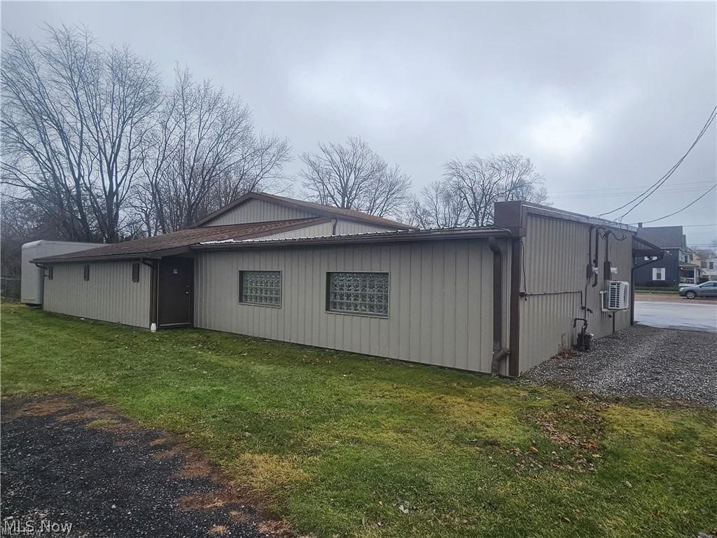 318 Orange Street Conneaut OH 44030