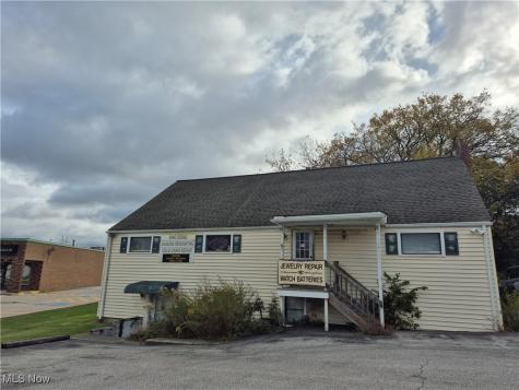 8461 Pearl Road Strongsville OH 44136