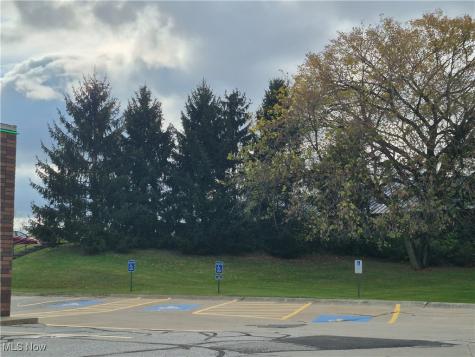 8461 Pearl Road Strongsville OH 44136