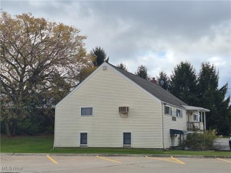 8461 Pearl Road Strongsville OH 44136