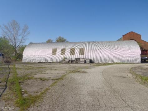 220 Oberlin Road Elyria OH 44035