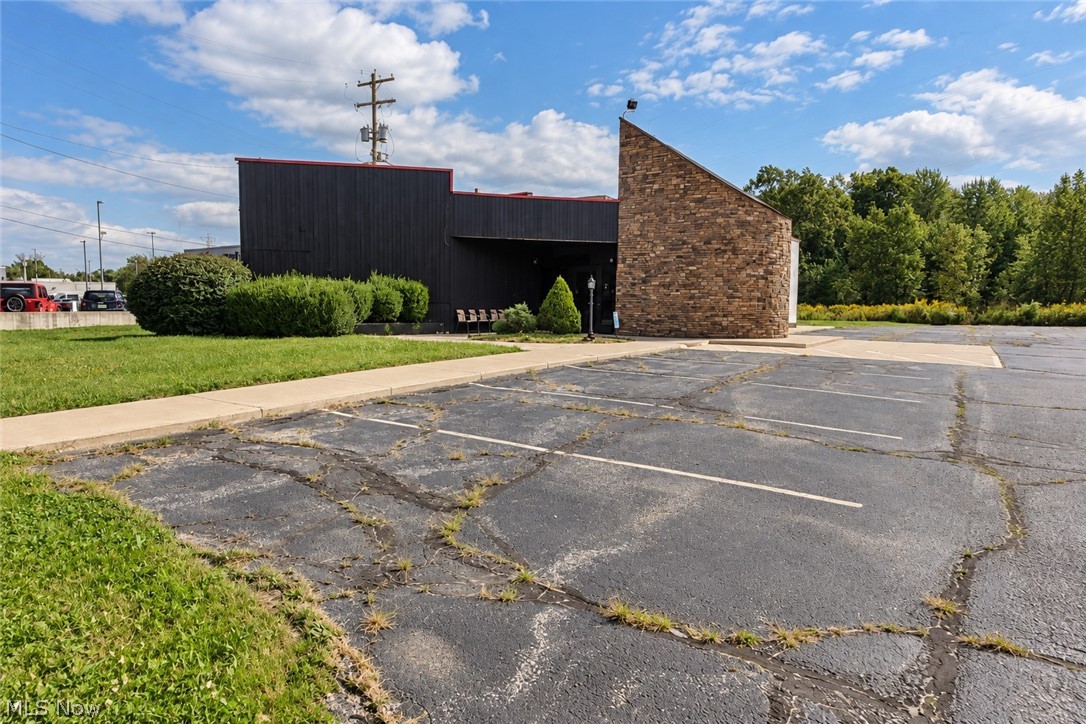 3271 Barber Road Barberton OH 44203