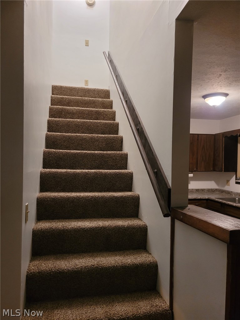 120 N Main Street Creston OH 44217