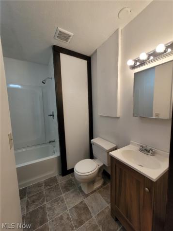 120 N Main Street Creston OH 44217