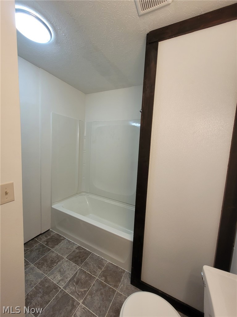 120 N Main Street Creston OH 44217