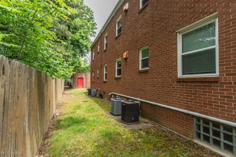 5120 Glenwood Avenue Youngstown OH 44512