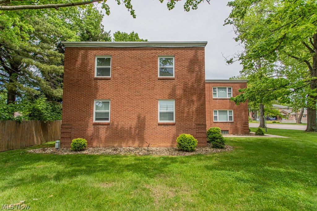 5120 Glenwood Avenue Youngstown OH 44512
