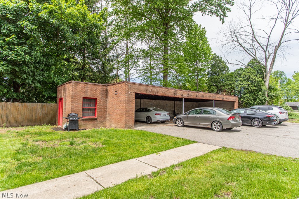 5120 Glenwood Avenue Youngstown OH 44512