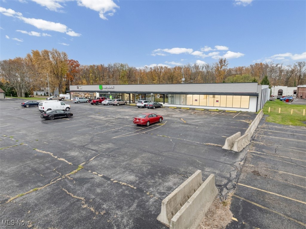 6704-6720 N Ridge Road Madison OH 44057