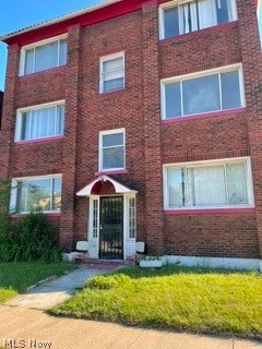 1724 Hartshorn Road East Cleveland OH 44112