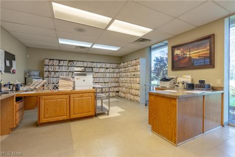 2662 Columbus Road NE Canton OH 44705