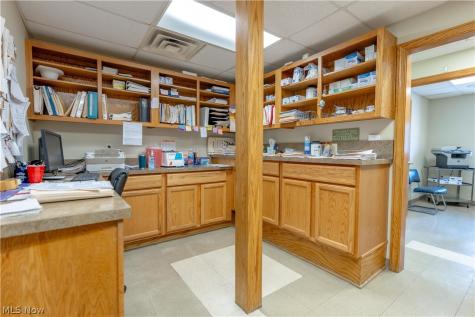 2662 Columbus Road NE Canton OH 44705