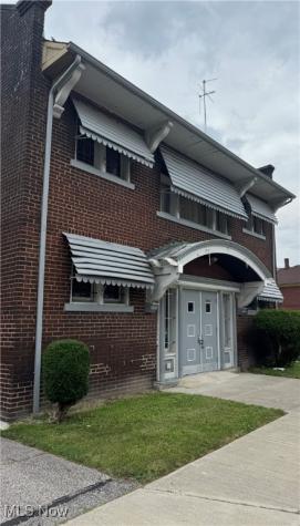 5337 Dolloff Road Cleveland OH 44127