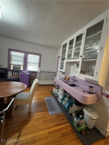 5337 Dolloff Road Cleveland OH 44127