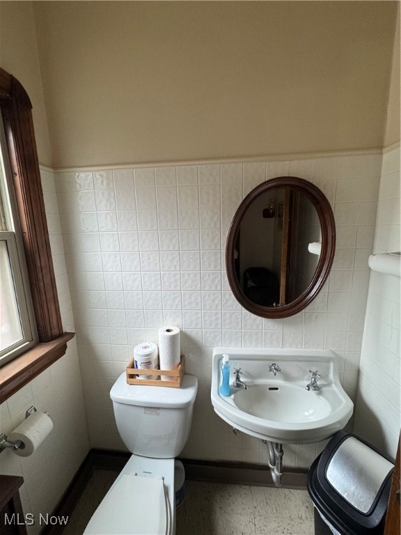 5337 Dolloff Road Cleveland OH 44127