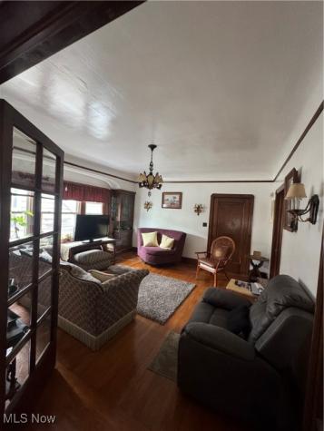 5337 Dolloff Road Cleveland OH 44127