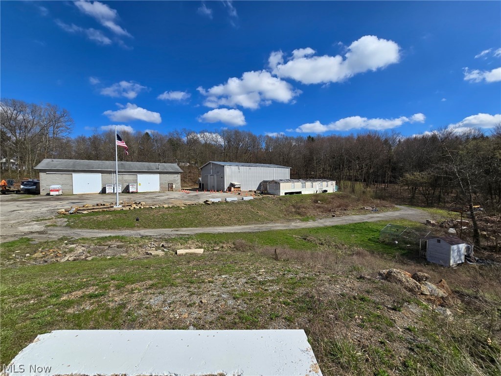 14533 E Liverpool Road East Liverpool OH 43920