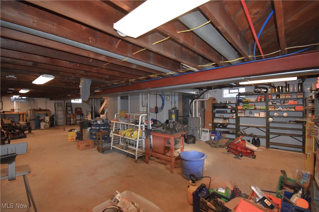 5987 Youngstown Hubbard Road Hubbard OH 44425