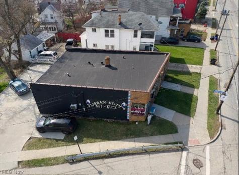 4491-4493 Pearl Road Cleveland OH 44109