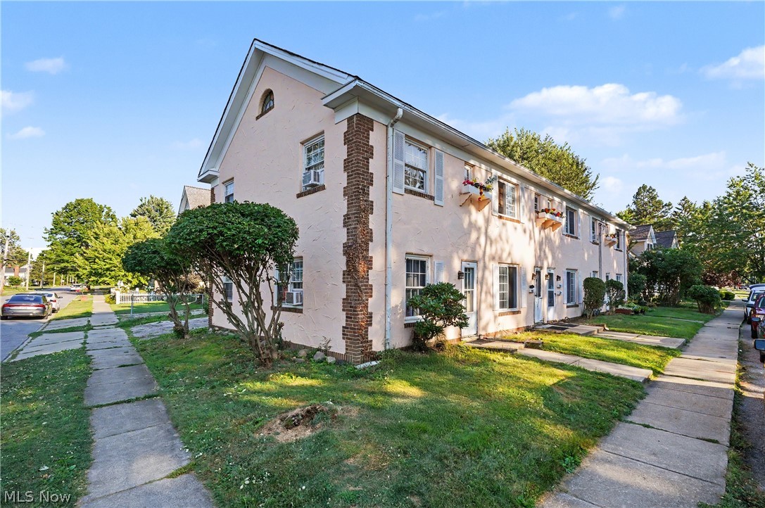 4387 Center Street Willoughby OH 44094