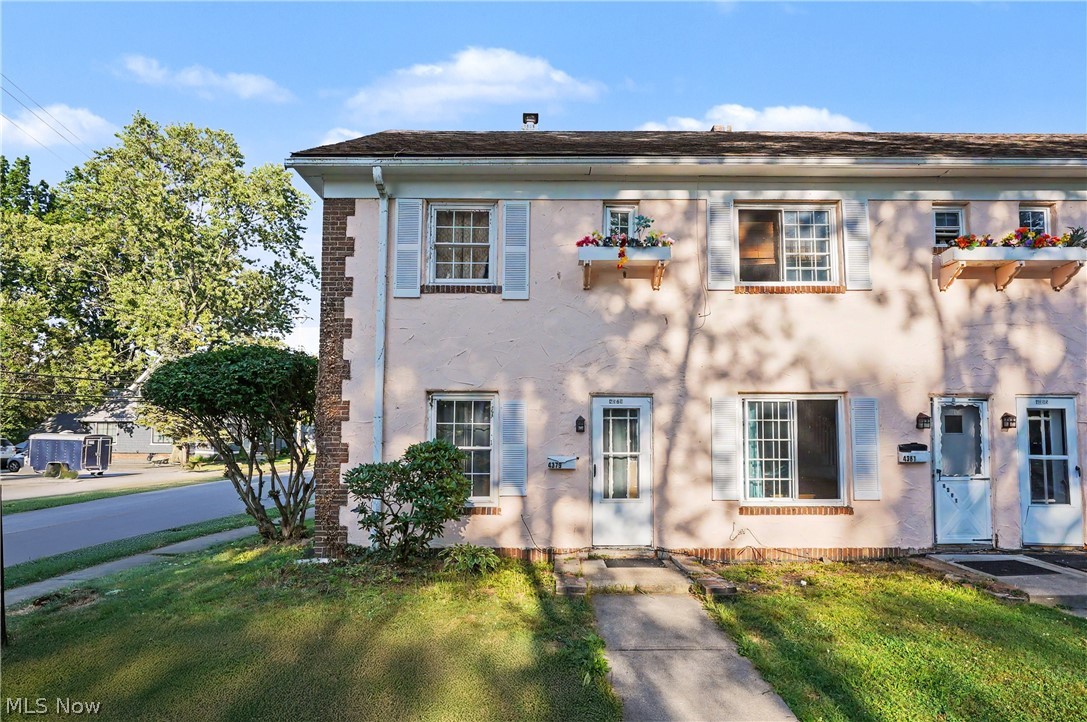 4387 Center Street Willoughby OH 44094