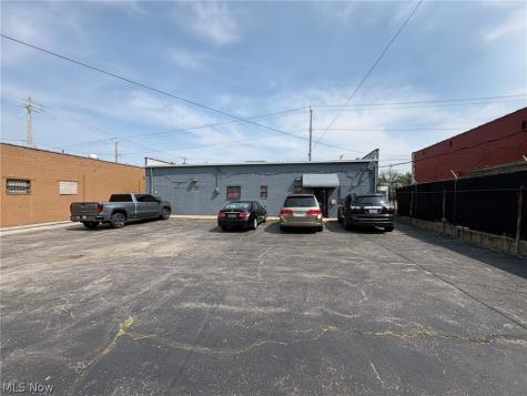 17320 Harvard Avenue Cleveland OH 44128