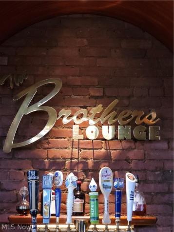 11609 Detroit Avenue Cleveland OH 44102