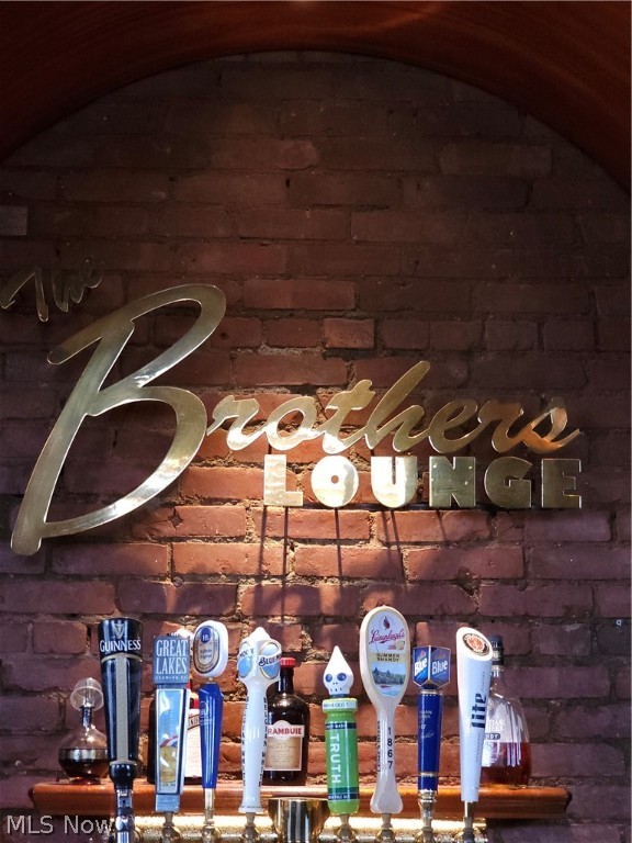 11609 Detroit Avenue Cleveland OH 44102