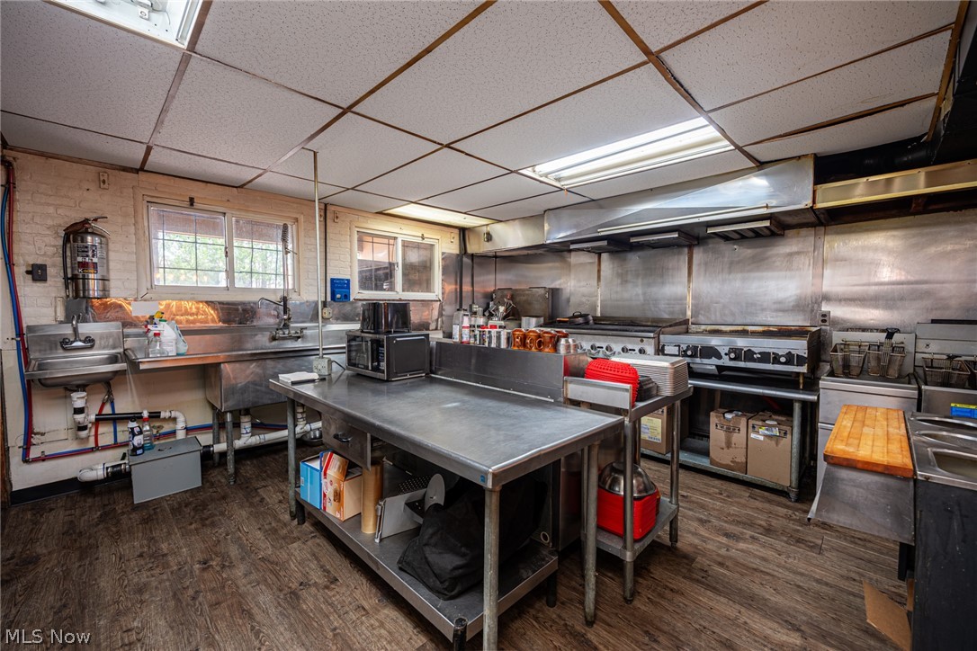1330 S 6th Street Coshocton OH 43812