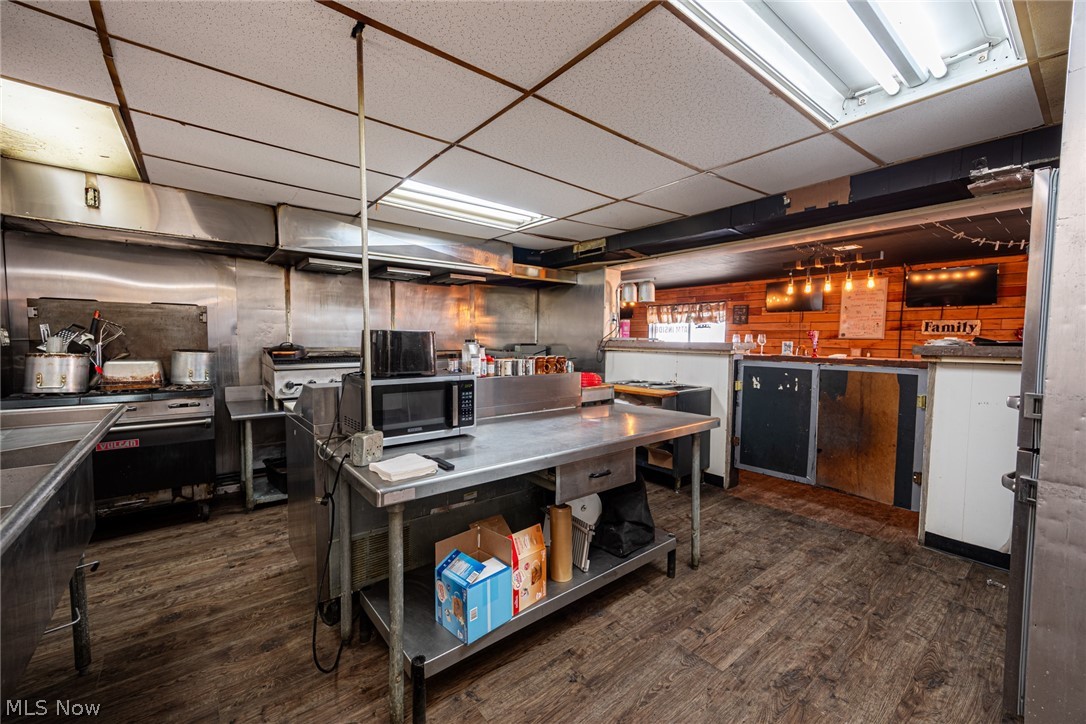 1330 S 6th Street Coshocton OH 43812