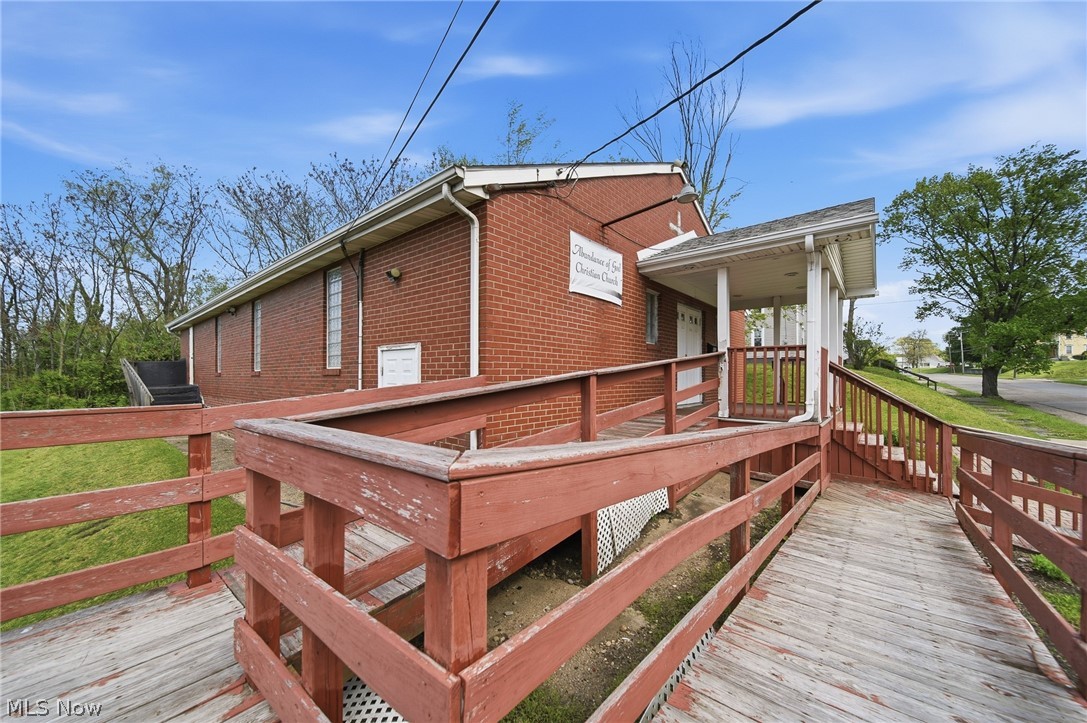 611 Hartford Avenue SE Canton OH 44707