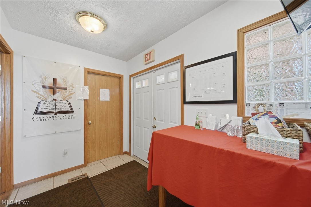 611 Hartford Avenue SE Canton OH 44707