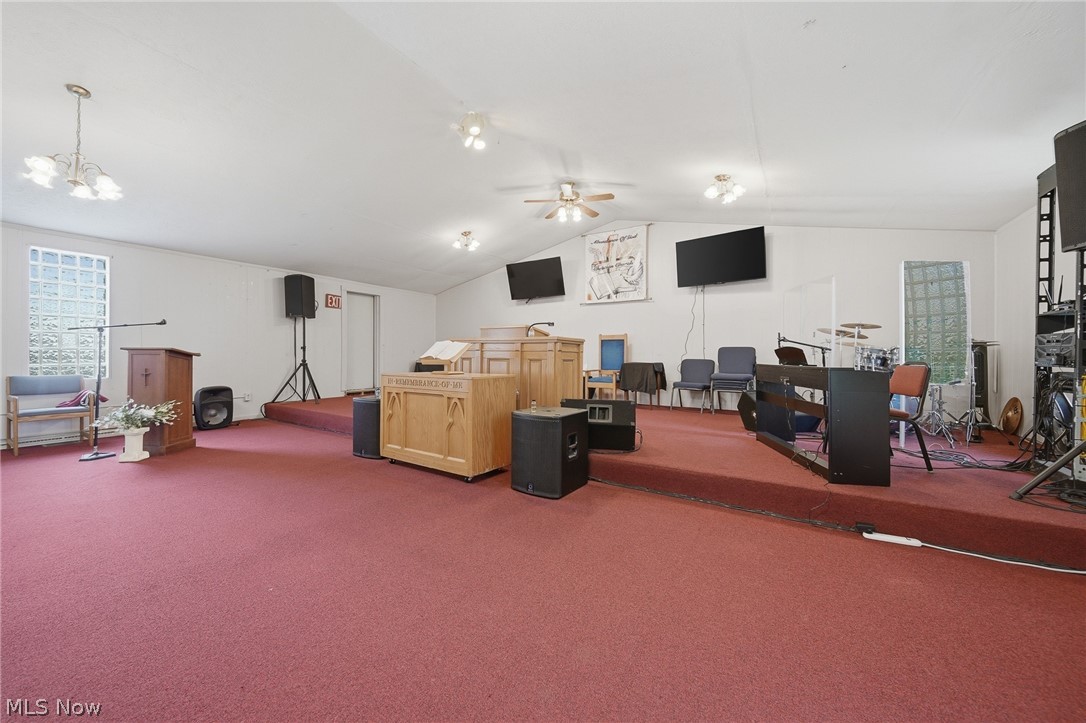 611 Hartford Avenue SE Canton OH 44707