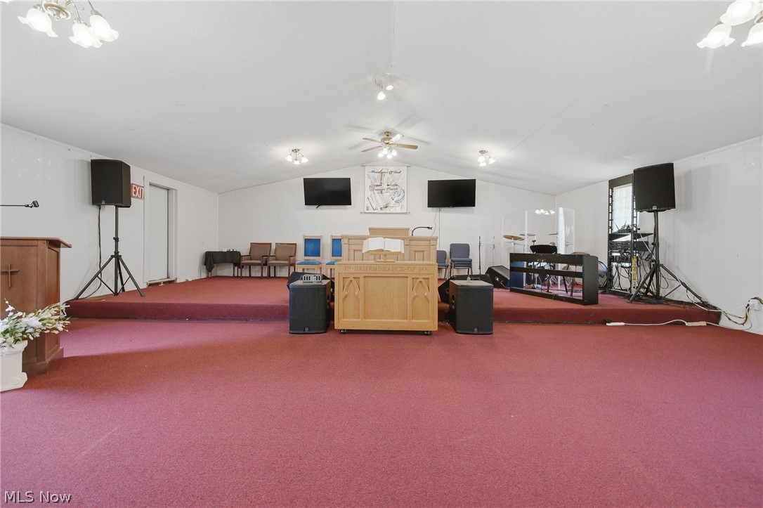 611 Hartford Avenue SE Canton OH 44707