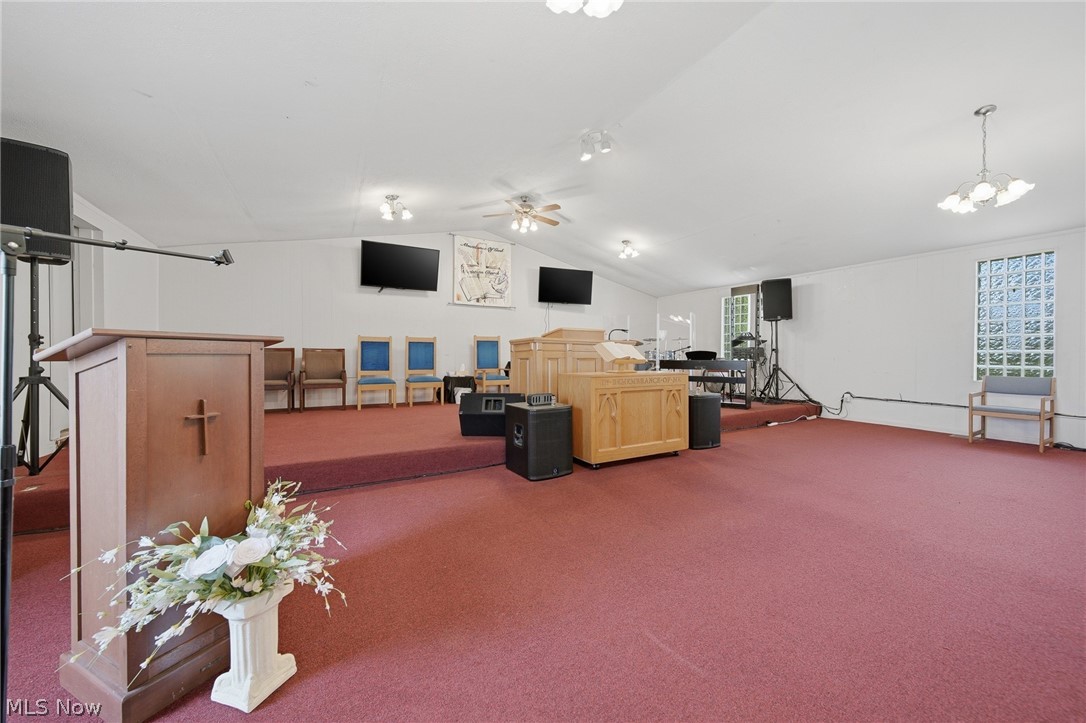 611 Hartford Avenue SE Canton OH 44707