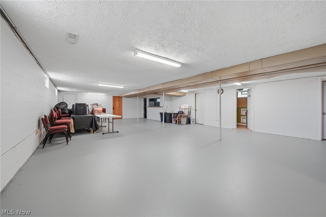 611 Hartford Avenue SE Canton OH 44707