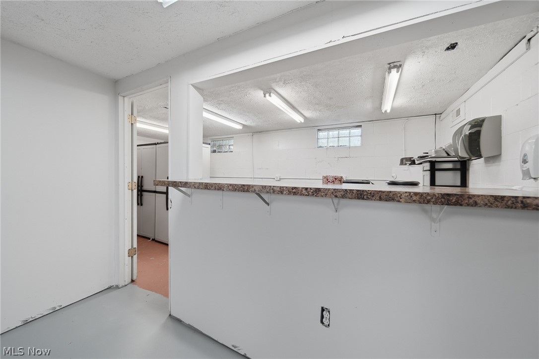 611 Hartford Avenue SE Canton OH 44707