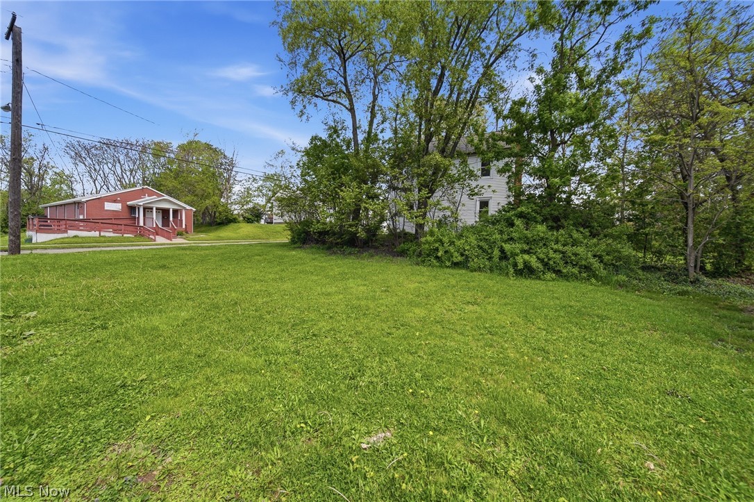 611 Hartford Avenue SE Canton OH 44707