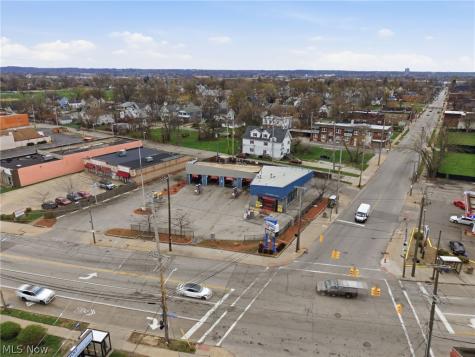15610 Lake Shore Boulevard Cleveland OH 44110