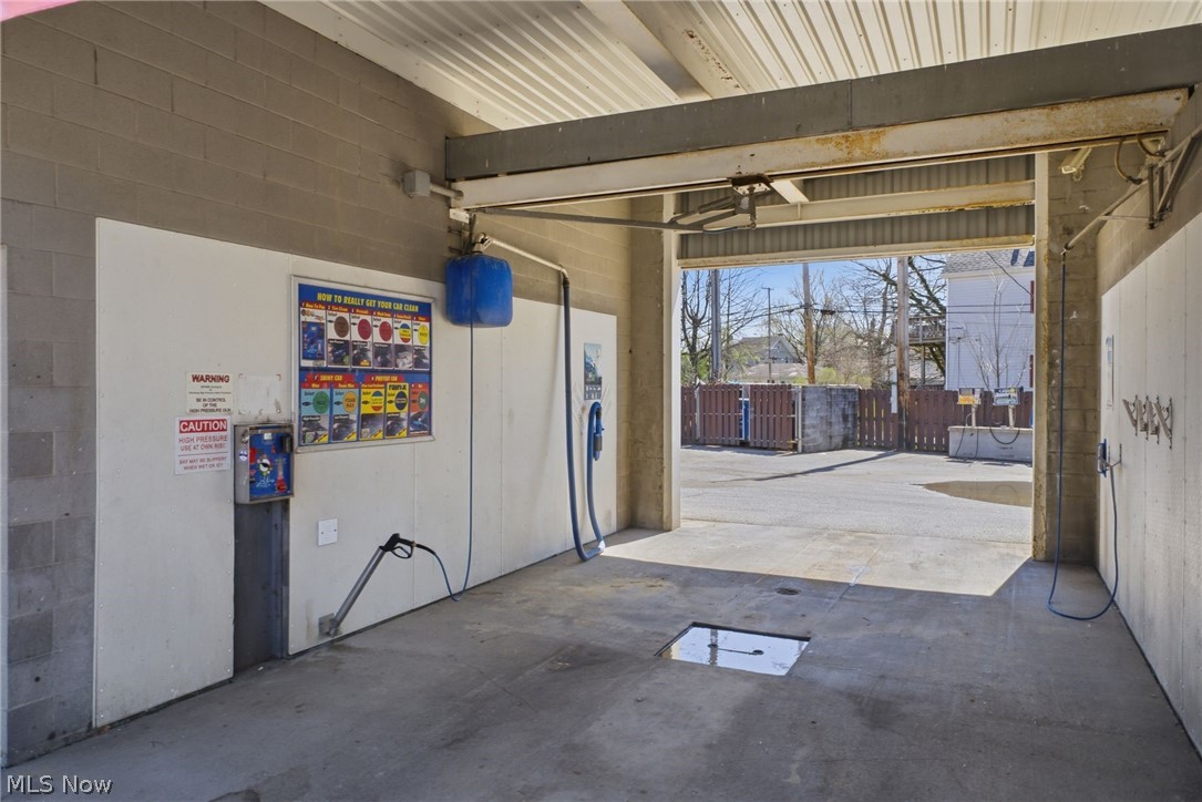 15610 Lake Shore Boulevard Cleveland OH 44110