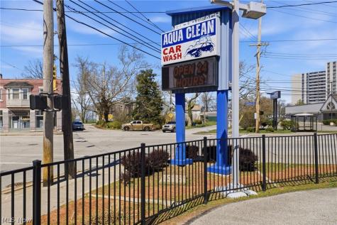 15610 Lake Shore Boulevard Cleveland OH 44110