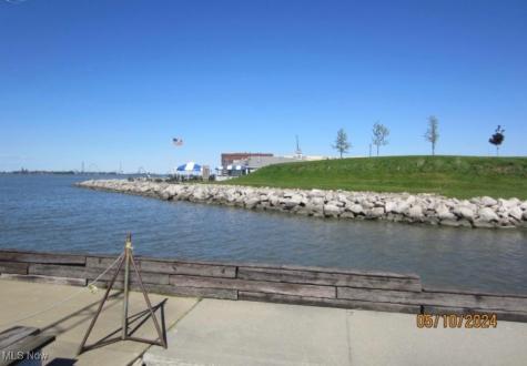 803 W Shoreline Drive Sandusky OH 44870