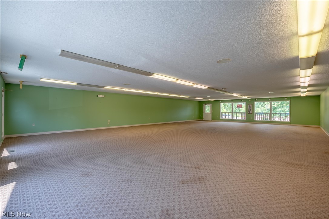 3249 Coral Road NW Malvern OH 44644