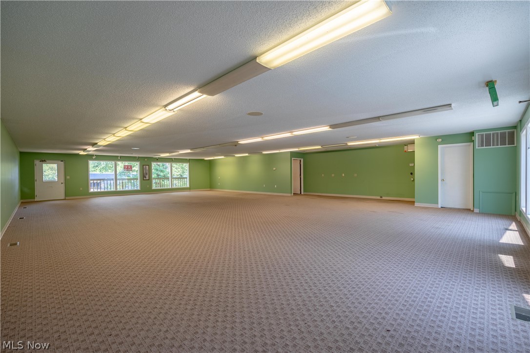 3249 Coral Road NW Malvern OH 44644