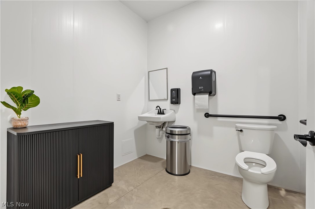 5698 Hudson Drive Hudson OH 44236
