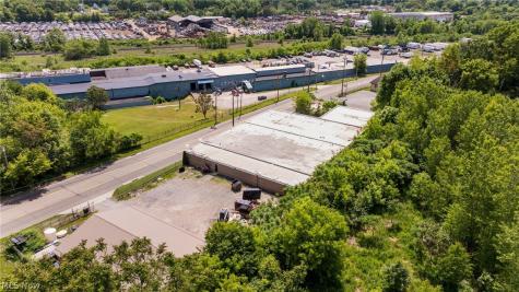 1104 Andrews Avenue Youngstown OH 44505