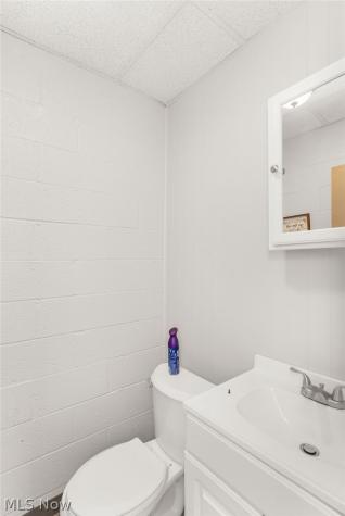 1104 Andrews Avenue Youngstown OH 44505