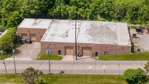 1104 Andrews Avenue Youngstown OH 44505